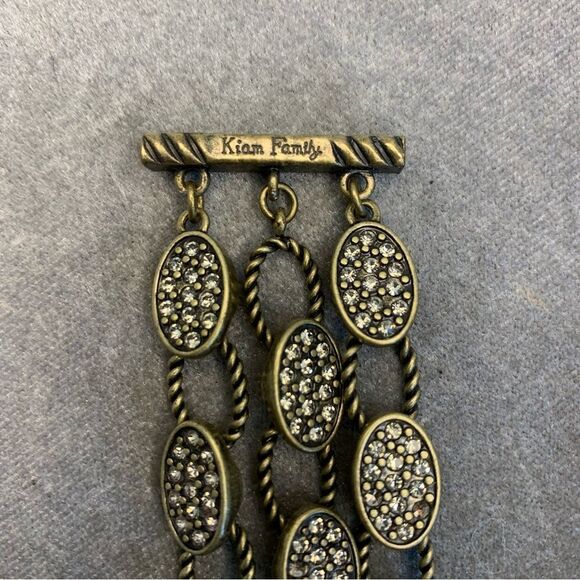 KIAM Family bronze brass tone layered Crystal rhinestone oval bracelet - Picture 3 of 10